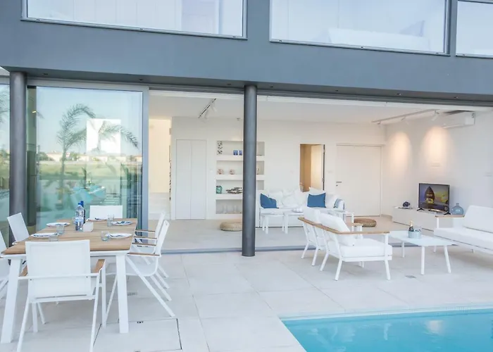 Villa White Pearl 7 *